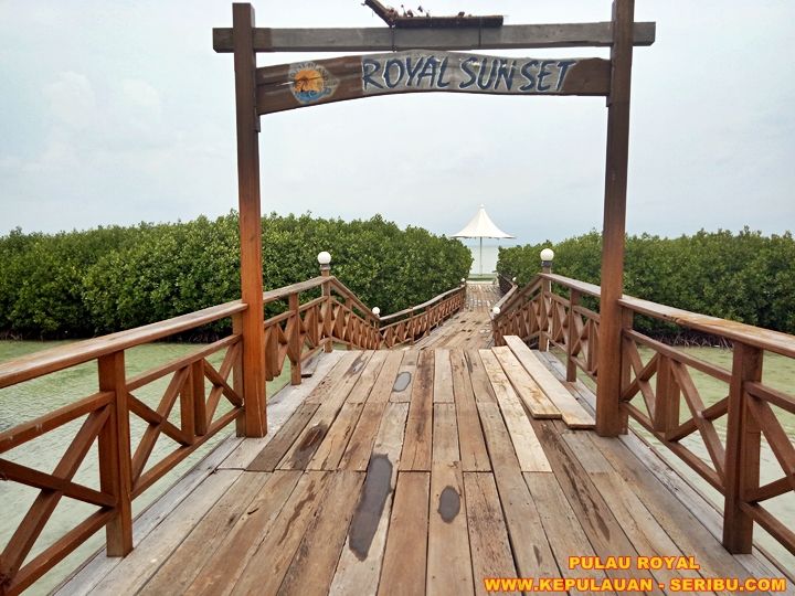 Jembatan Royal Bridge Di Pulau Royal|www.kepulauan-seribu.com