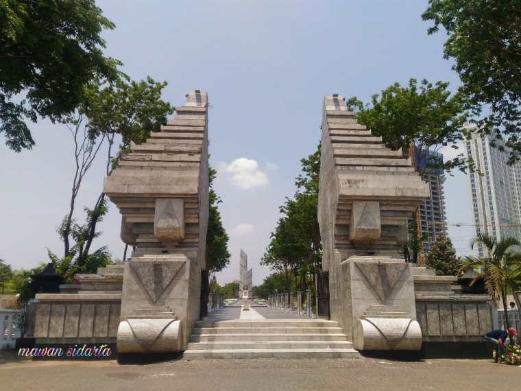 Mengenang Kembali Jasa Para Pahlawan Di Taman Makam Pahlawan 10 Nopember Surabaya Halaman 1 Kompasiana Com