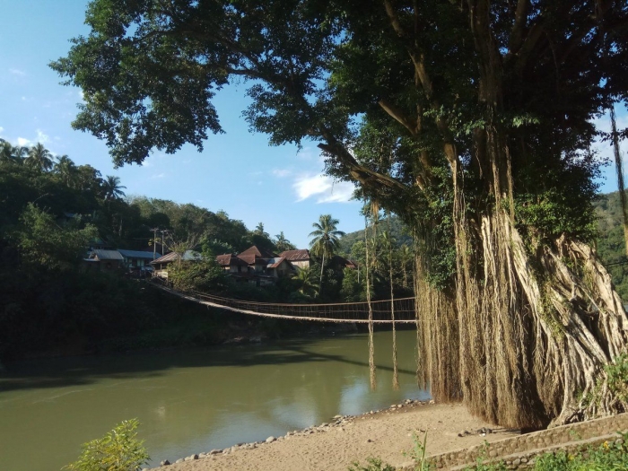 empat-lawang-5bc134e4677ffb13e14d07d3.jpg