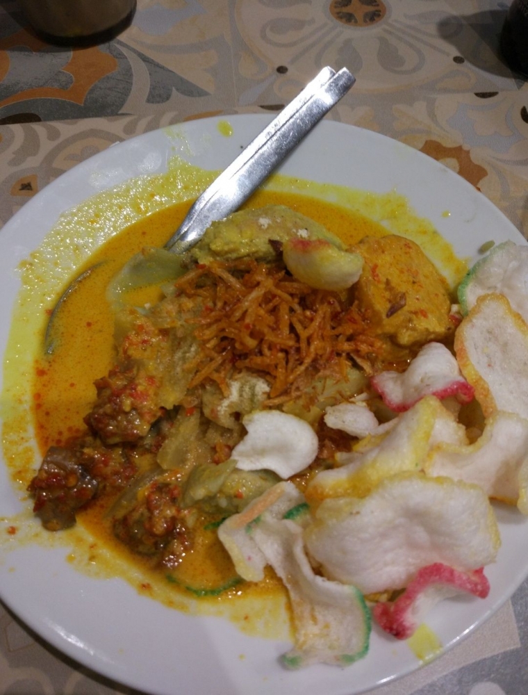 Lontong cap gomeh(dok.pribadi)