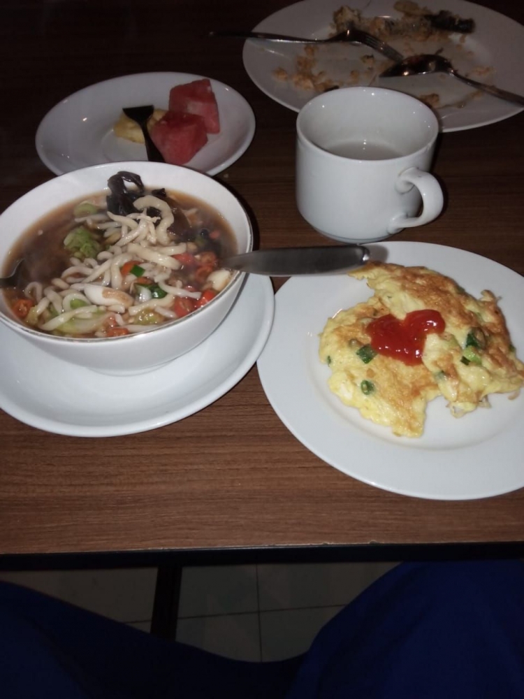Mi kopyok buatan orang Kebumen di salah satu hotel berbintang di Semarang. Dokpri.