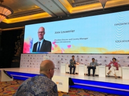 Jooes Louwerier di IMF-WB, Bali