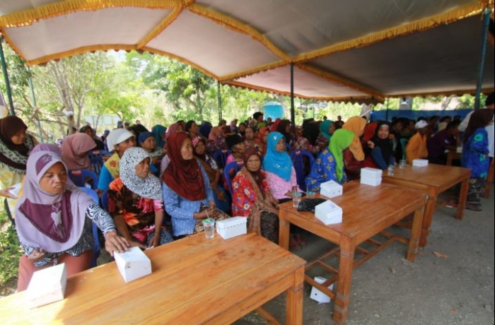Ibu - ibu desa karang patihan