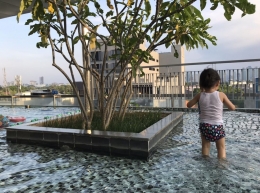 Kolam renang khusus anak-anak yang juga tersedia di Hotel Morrissey Jakarta/rul