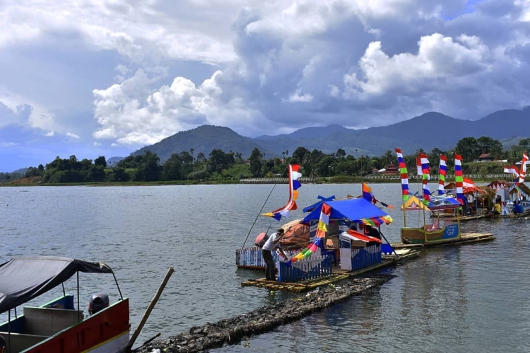 Pemandangan di sekitar Danau Kerinci. Dokpri