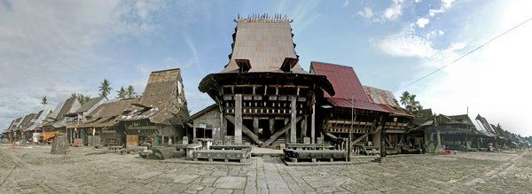 https://www.kompasiana.com/java05_gheeyahoo.com/551f8e33813311f3379df266/bawomataluo-warisan-budaya-dunia-di-bukit-matahari