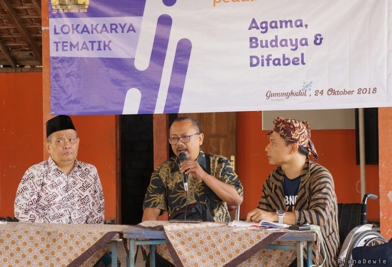 Ki-ka: Haji Imam, Kang Herman dan moderator (Dok.Pri)