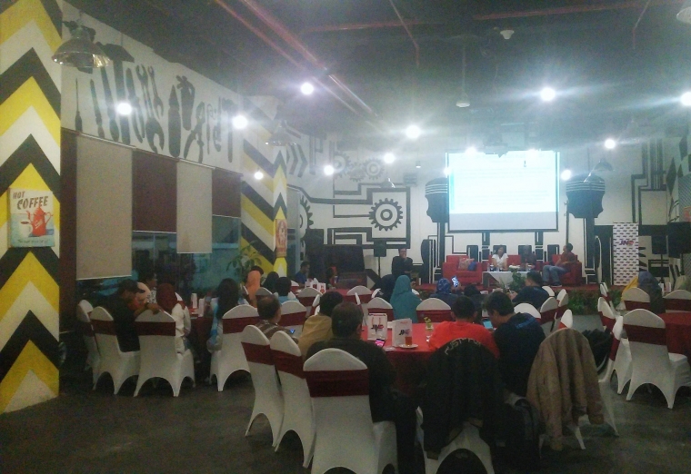suasana talkshow yang digelar oleh Bolang bersama JNE (dok.pribadi)