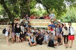 Deskripsi : Trip berkelompok lebih asyik klo destinasinya Pulau Peucang, traveling bersama Kaskuser ditahun 2013 I Sumber Foto : dokpri