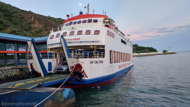 Ferry Gorontalo-Togean-Ampana