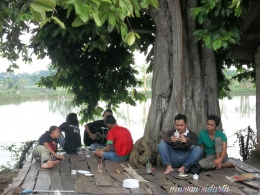 Para pengunjung Sendang Biru Lowayu (dok.pri)