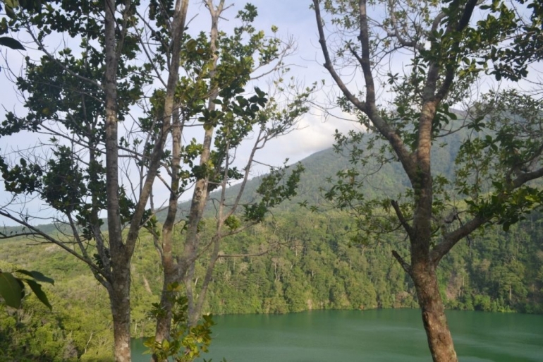 Konon banyak harta karun di dasarnya. Foto milik pribadi.