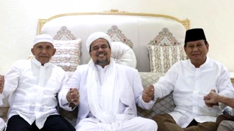 Amien Rais, Habib Rizieq Shihab, Prabowo Subianto. (Foto: jpnn.com/istimewa )