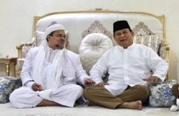 Habib Rizieq Shihab dan Prabowo Subianto. (Foto: viva.co.id/istimewa)