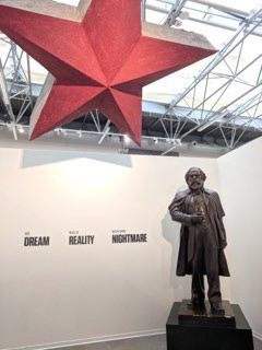 Patung Karl Marx di Museum Komunisme Praha, Ceko / photo junanto