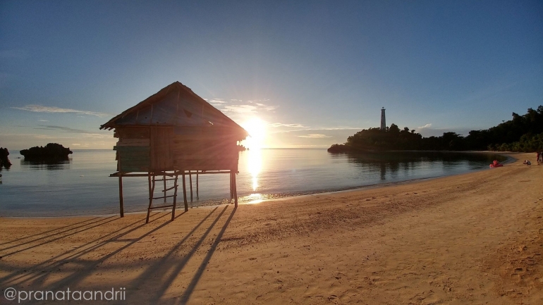 Matahari terbit di Pantai Labengki Kecil - Dokpri