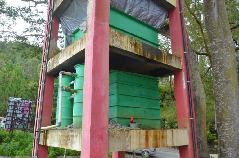 Pengolahan air dan limbah di Menara Pandang Kawasan Wisata Tele Geopark Kaldera Toba, Samosir. (Foto Ganendra)