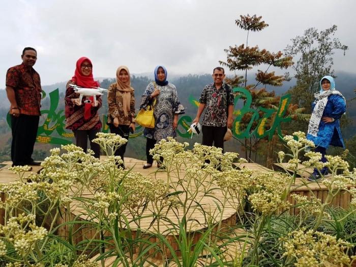 Mengenali Taman Edelweis di Bromo oleh Iwan Nugroho Kompasiana
