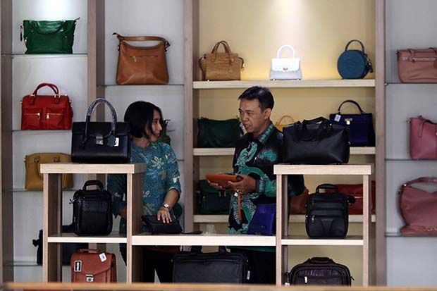 Mengenal Wisata 3 in 1 di Sentra Kerajinan Kulit Mengenal Wisata 3 in 1 di Sentra Kerajinan Kulit