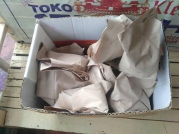 Donasi nasi bungkus dari donatur yang menolak disebut namanya (foto: dok pri)