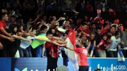 Fans bulutangkis Indonesia perlu bersikap lebih dewasa saat mengkritik atlet. Foto: Detik.