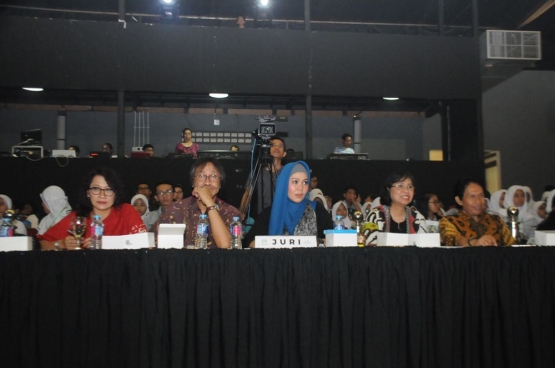 Deskripsi : Para Juri LSIA 2018 I Sumber Foto : Lotus