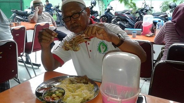 pak rosyid bukan maen/dok pribadi