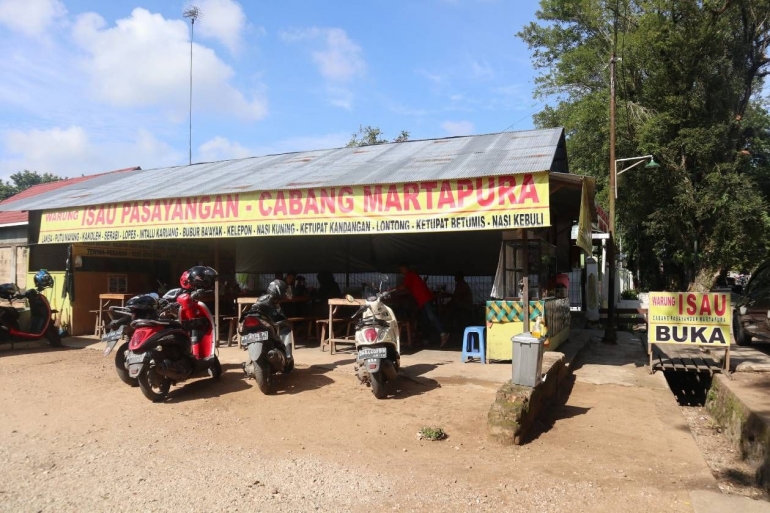 Warung Isau cabang Jl. Taman Gembira Selatan, Loktabat Selatan (dokpri)