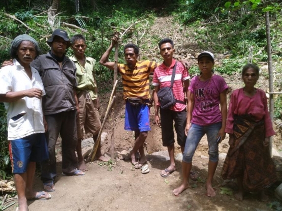 Pembangunan Rumah Pembangkit PLTMH Minabuti (Dokumentasi Pribadi)