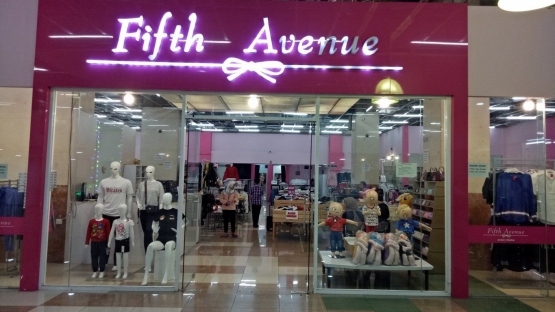 Fifth Avenue Factory Outlet di Jakarta Mangga Dua Square [Foto: Dok Pri]