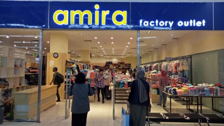 Amira, salah satu Factory Outlet di Jakarta Mangga Dua Square [Foto: Dok Pri]