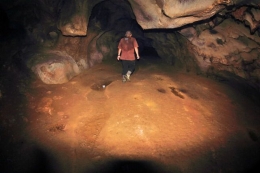 Aliran sungai kecil dalam gua (dok.pri)