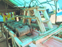 Mesin penggilas batu mengandung emas yang ditemukan di lokasi tambang Lubang 13 diduga bekas dipakai penambang WNAasalChina. (DOK. KORAN PADANG)