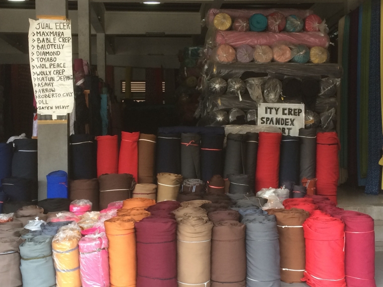 Toko Kain Cigondewah  Mind Books  Toko Kain Cigondewah  Mind Books