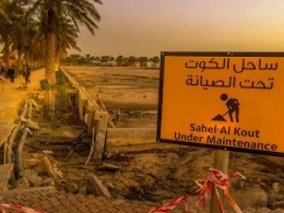 Pantai Al Kout Fahaheel Dalam Perawatan Tembok Beton Saja Bisa Hanyut Diterjang Banjir  dok pribadi