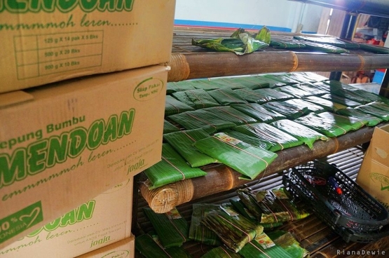 Tempe Mendoan dan beberapa produk siap kirim via JNE (dok.pri)