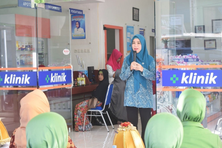 Sri Dewi Ilham membuka kegiatan pap smear (10/12/2018).