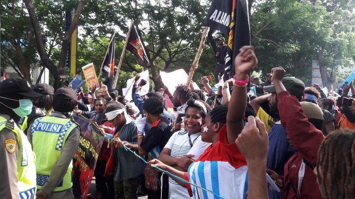 Mahasiswa Papua demo di Surabaya / Foto by Tony Firman tirto.id