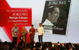 Peluncuran buku Jokowi (Credit: BeritaSatu)