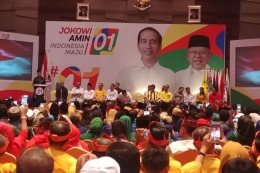 Jokowi bersama TKD Riau. Foto: KOMPAS.com/Ihsanuddin