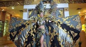 The Chronicles of Borobudur menjadi National Costume Terbaik Miss Universe 2014. Sumber Lewatmana.com