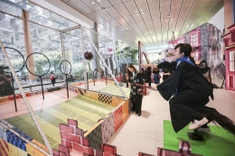 Bisa merasakan bermain Quidditch. | Dokumentasi Changi Airport