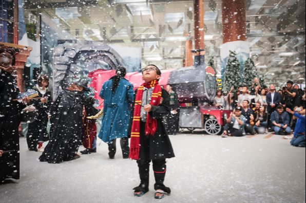 Hogsmeade Village, Terminal 3 (dok. Changi Airport)