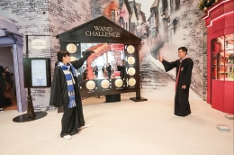 Jadi siswa/i Hogwarts dan bermain tongkat sihir (dok.Changi Airport)