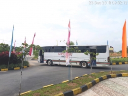 Bus pengunjung ke KBR dok pribadi