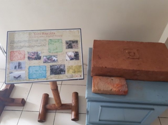 Perbandingan ukuran batu bata masa lalu dan masa kini - Dokumentasi pribadi