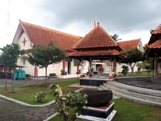 Kompleks museum yang berciri tropis dan asri - Dokumentasi pribadi
