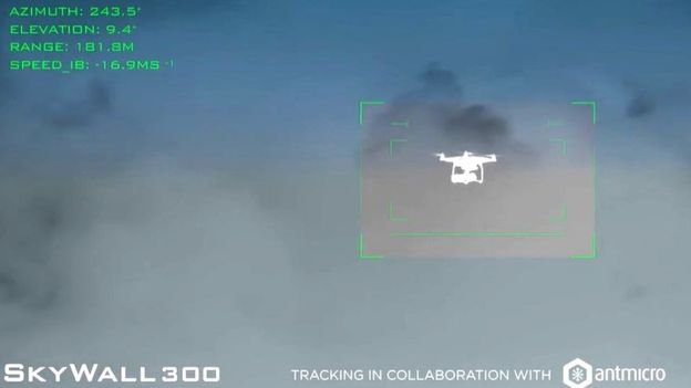 Target drone yang siap dijatuhkan. Sumber: OpenWorks Engineering