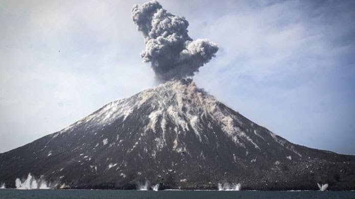 Gunung Anak Krakatau (Kompas.com)