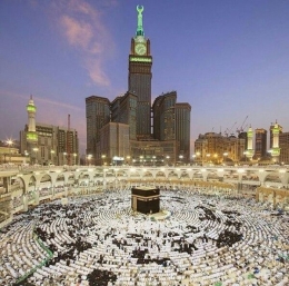Suasana Musim Haji di Ka'bah yang menjadi impian kami dan setiap Muslim (dok IG:ririn20)